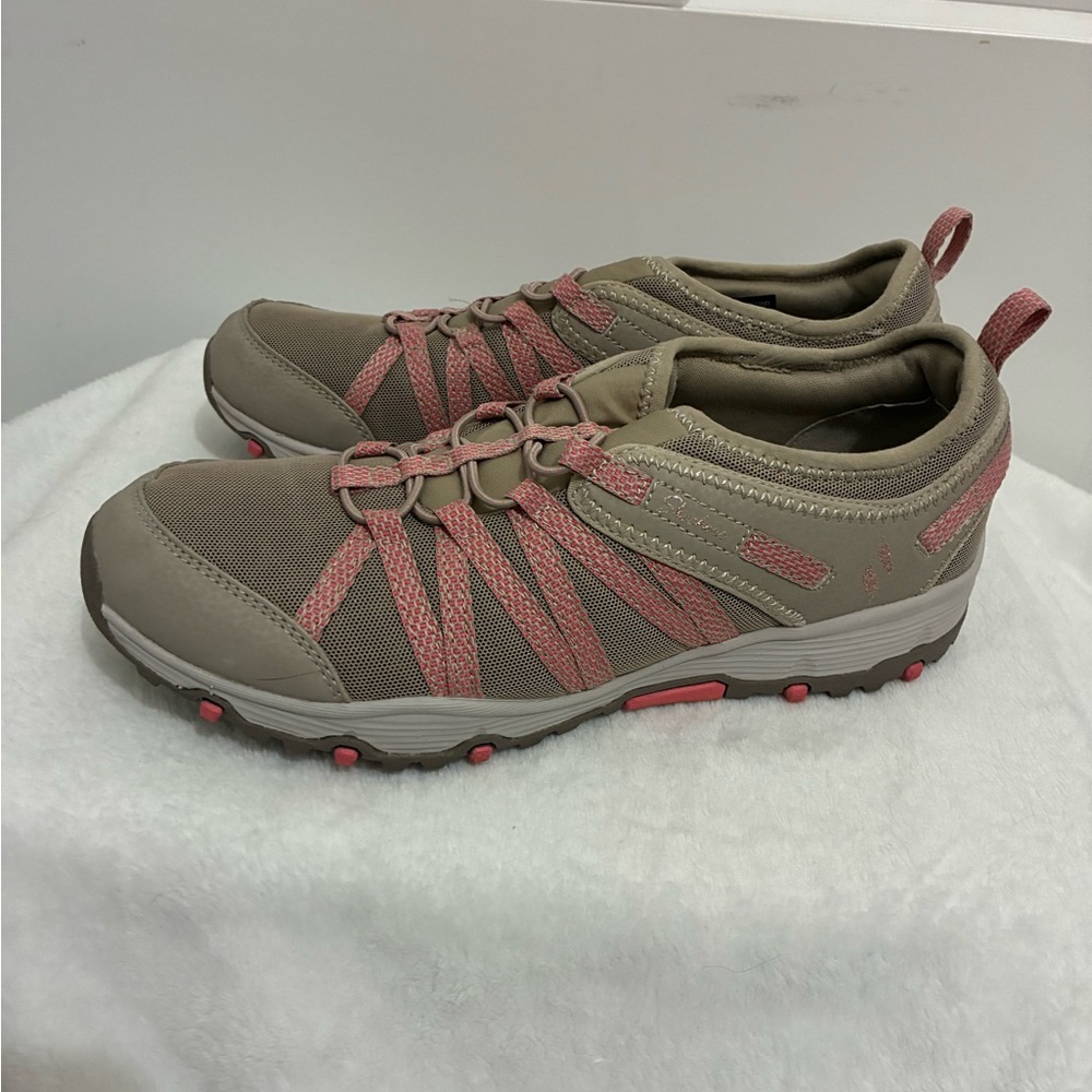 Skechers Pink and Tan Slip on shoes size 8 - Picture 8 of 11